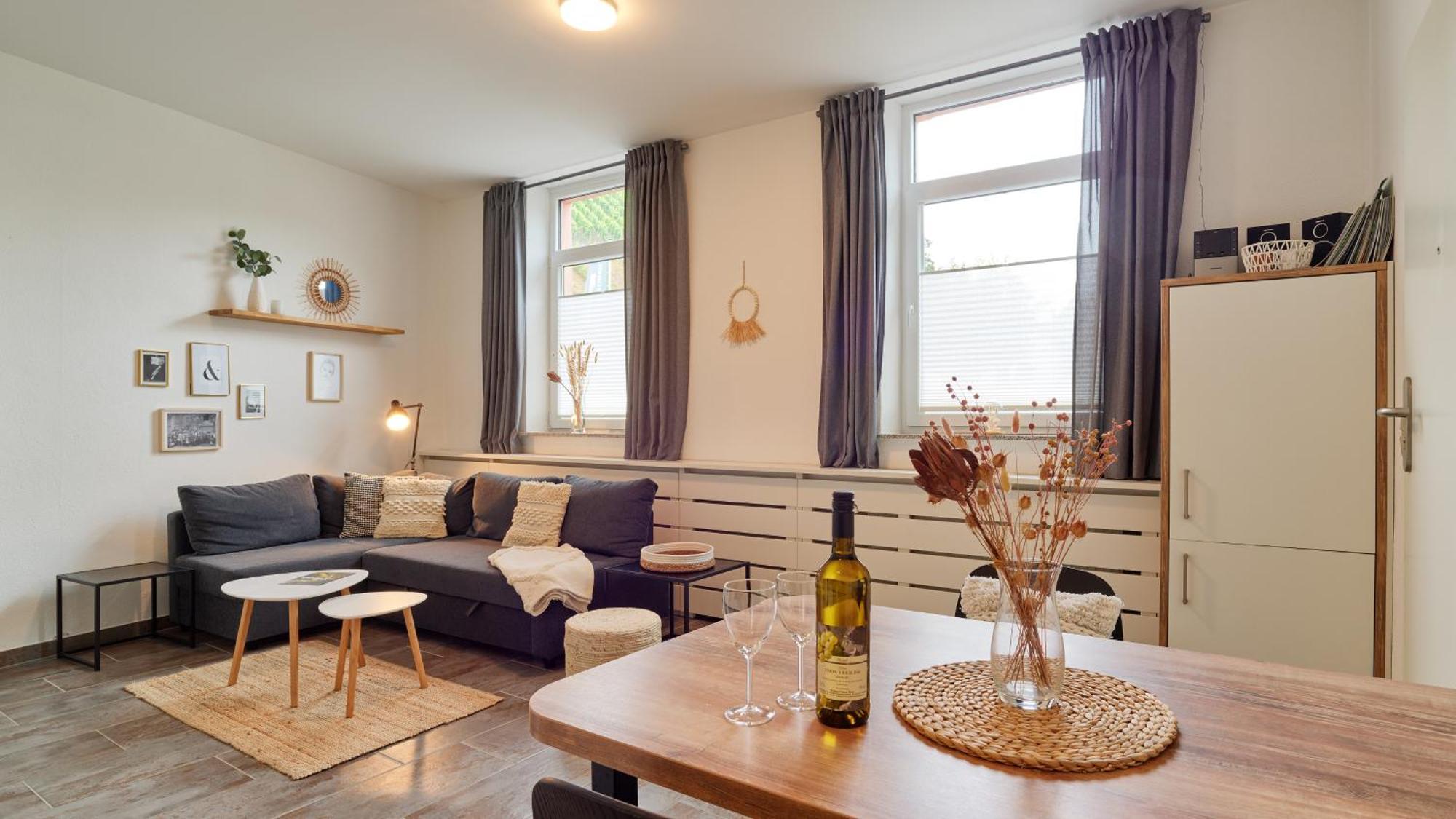Kleine Moselruhe - Gemuetliche Ferienwohnung Bis 3 Personen - Zentral In Traben-Trarbach Bagian luar foto